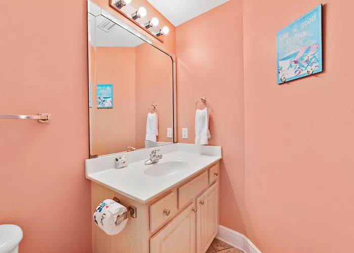 Crystal Shores West 101