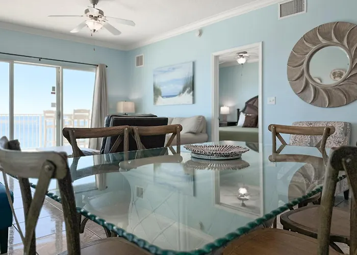 Crystal Shores West 101 *